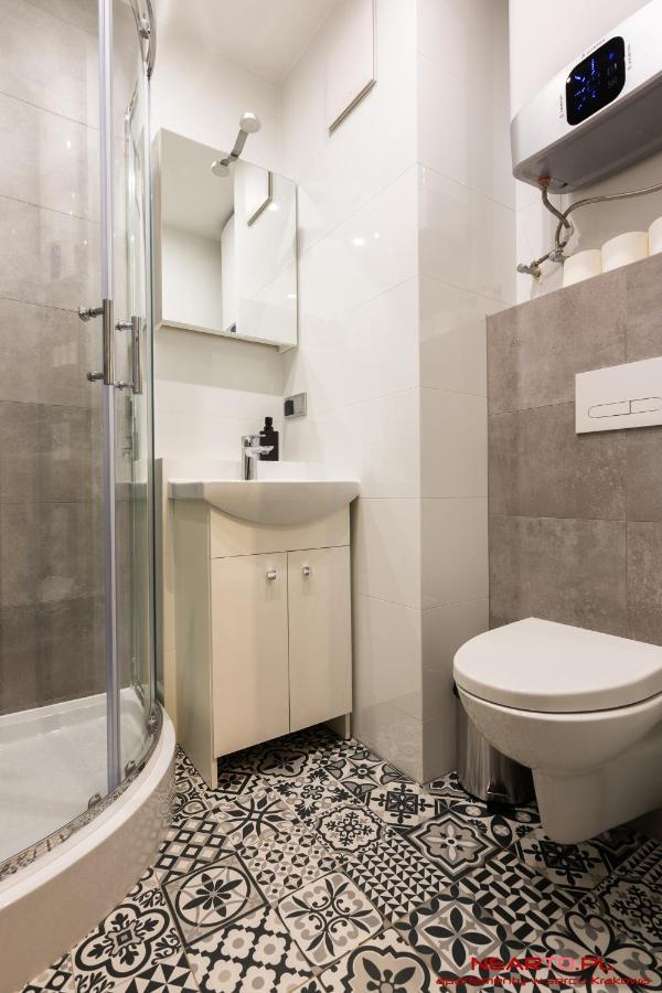 Apartment Nearto Old Town Halicka Street Krakow Bagian luar foto